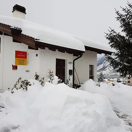 Le Nid'arret Maison d'hôtes Riddes